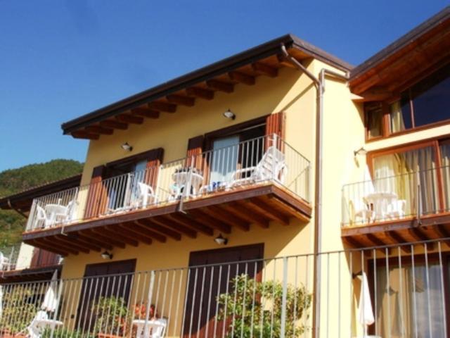 Residence Mirena - Rebomaholidays 提尼亚类 外观 照片